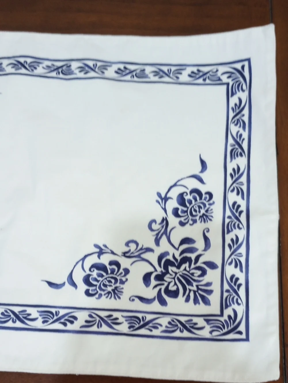 Williams Sonoma Blue & White French Provincial 100% Cotton Placemats - Set Of 4